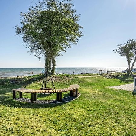 Beach Front Home In Sjolund With Kitchen Екстер'єр фото
